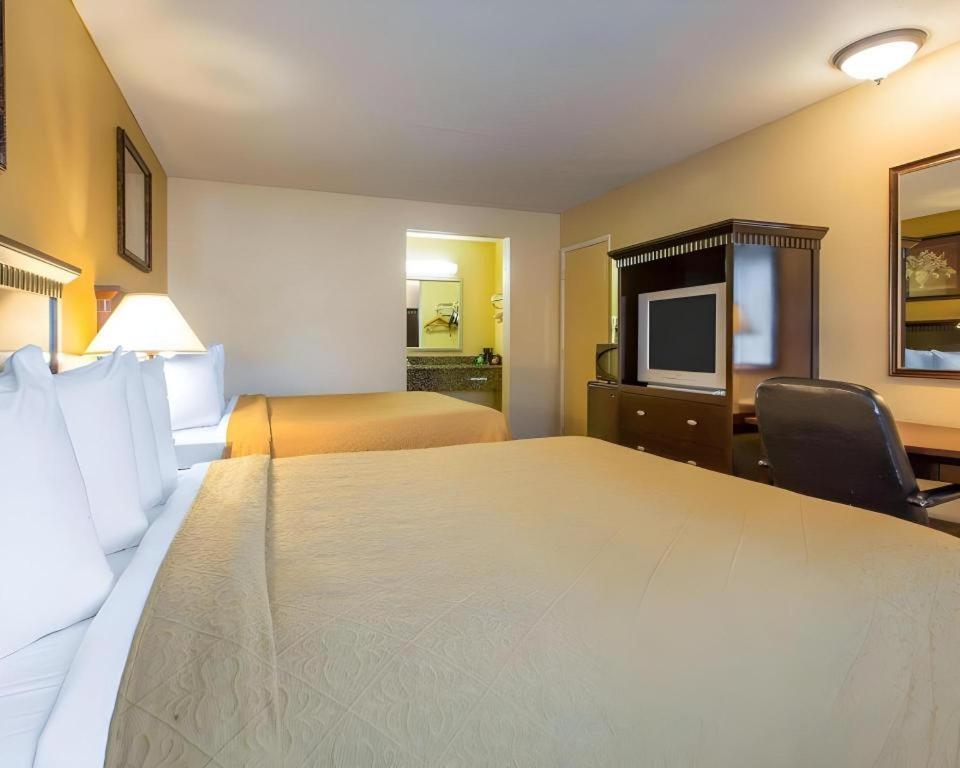 Quality Inn Сан-Бернардіно Екстер'єр фото
