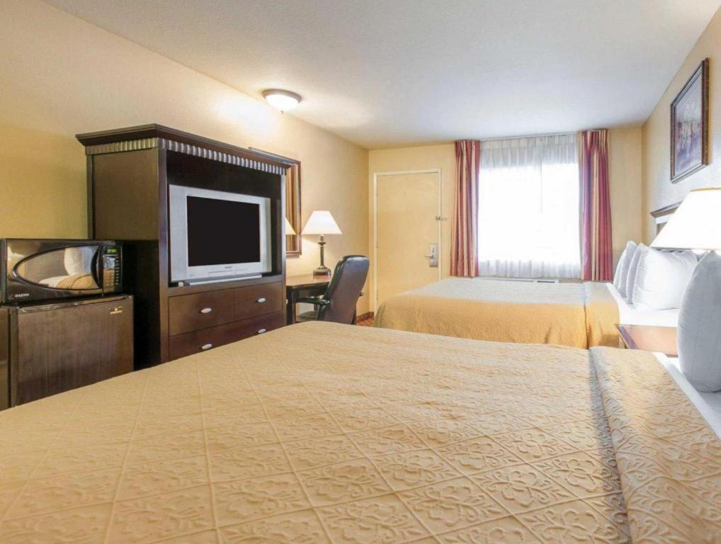 Quality Inn Сан-Бернардіно Екстер'єр фото